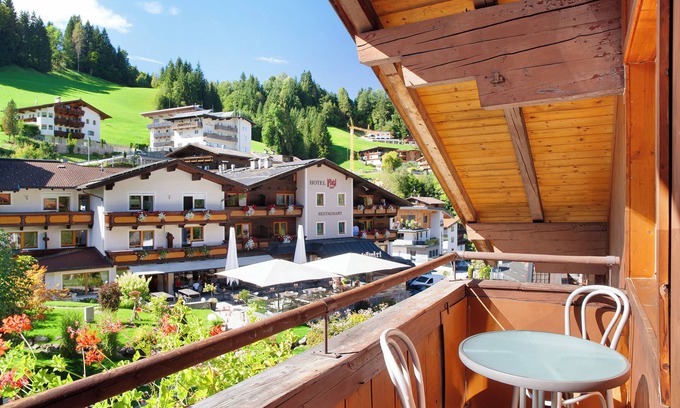 Auffach Apartment | Apartment 'Tiefenbrunn' with Mountain View, Shared Garden and Wi-Fi