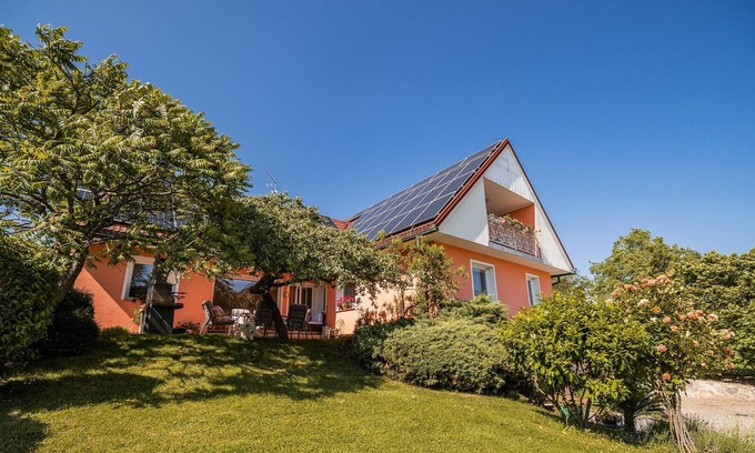 Cerklje ob Krki Apartment | Apartment Tina with Seasonal Pool