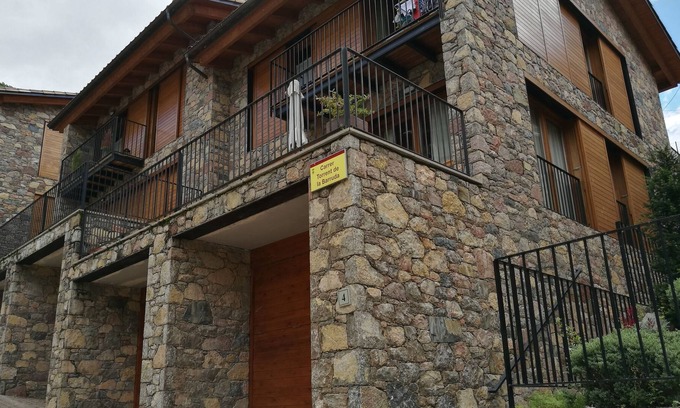 Vilallonga de Ter Apartment | Apartment Torrent de la Barruda - Vilallonga de Ter - Pyrenees