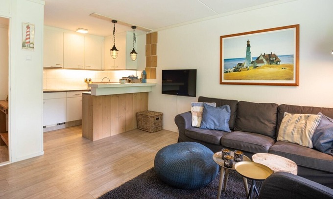 Nieuw-Haamstede Apartment | Apartment Torenhoeve 41 at a quiet holiday hotelcomplex