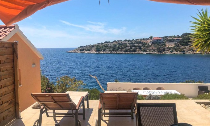 Vela Luka Apartment | Apartment Tranquillo