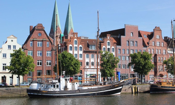 Lubeck City Centre House | Apartment Traveblick