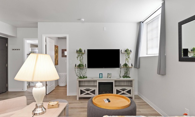 New Center Detroit Apartment | Apartment Unit In Midtown, Detroit.