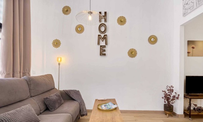 Sant Antoni Apartment | Apartment "Urbanloft Valencia" with Wi-Fi & Air Conditioning