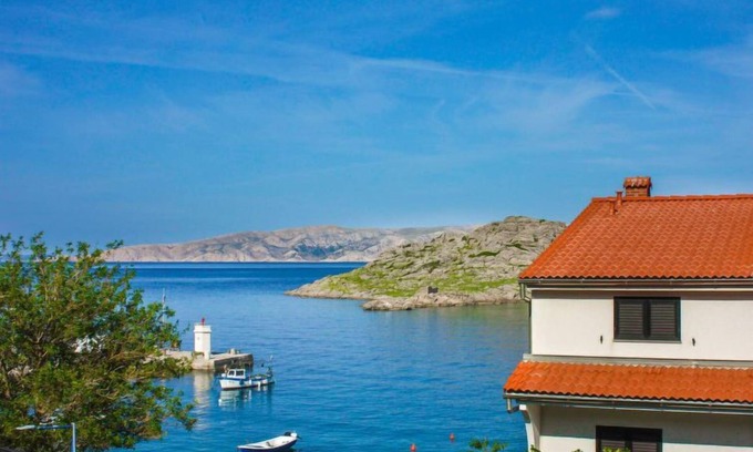 Sveti Juraj Apartment | Apartment Val by Interhome