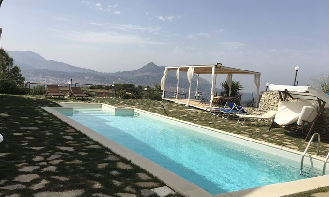 Misilmeri Villa | Apartment Villa Anny