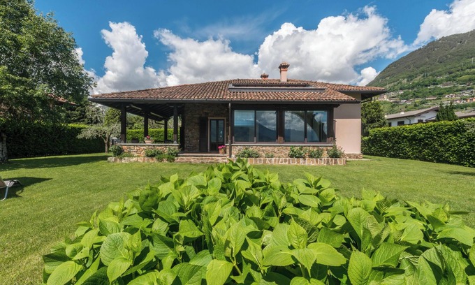 Domaso Apartment | Apartment "Villa Rita Superiore" with Lake View, Garden and Pool