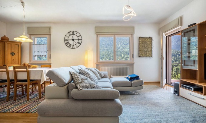 Sella Giudicarie Apartment | Apartment 'Villa Vittoria' with Mountain View, Balcony and Wi-Fi