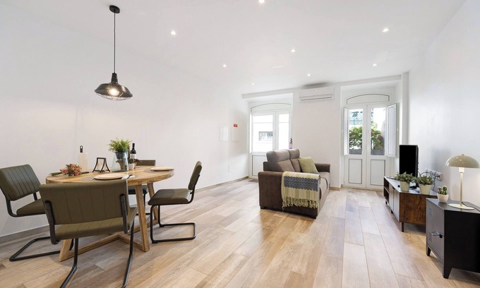 Monchique Apartment | Apartment 'Villa Xique 11' with Wi-Fi and Air Conditioning
