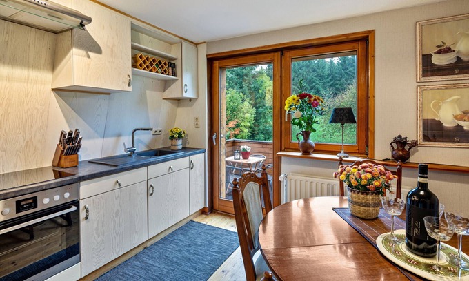 Feldatal Apartment | Apartment 'Vogelsberger Cosy Home 2og Und 1og' with Balcony and Wi-Fi