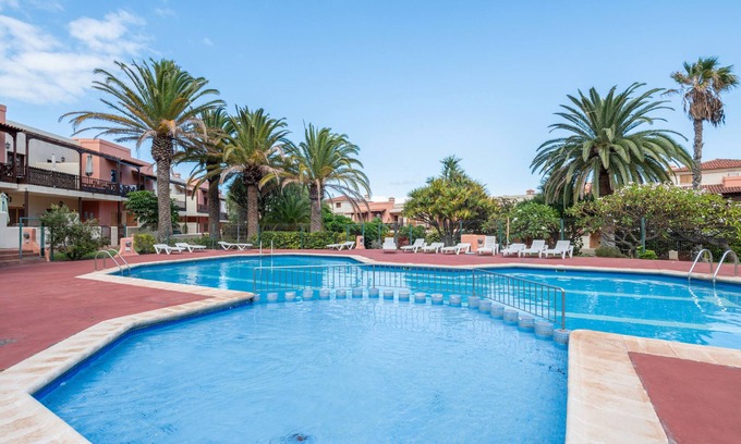 Brena Baja Apartment | Apartment 'Vv Los Balconcitos 32 Los Cancajos' with Shared Pool, Shared Terrace and Wi-Fi