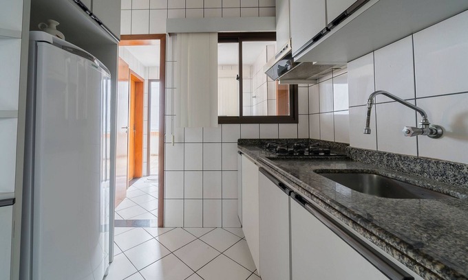 Centro Apartment | Apartment w Balcony 250m From Praia Central Erj101