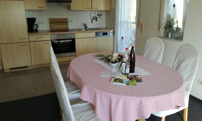 Kapellen-Drusweiler Apartment | Apartment with 2 bedrooms, 2 OG. - Apartments Eichenhof