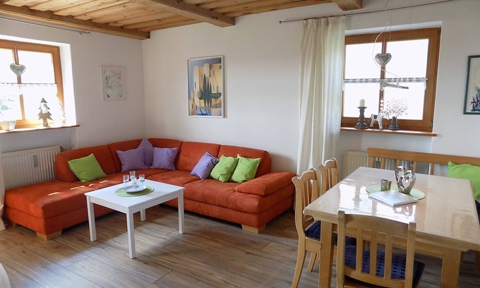 Hauzenberg Apartment | Apartment Waldesruhe Hauzenberg, Bavarian Forest, swimming pool, pool, sauna