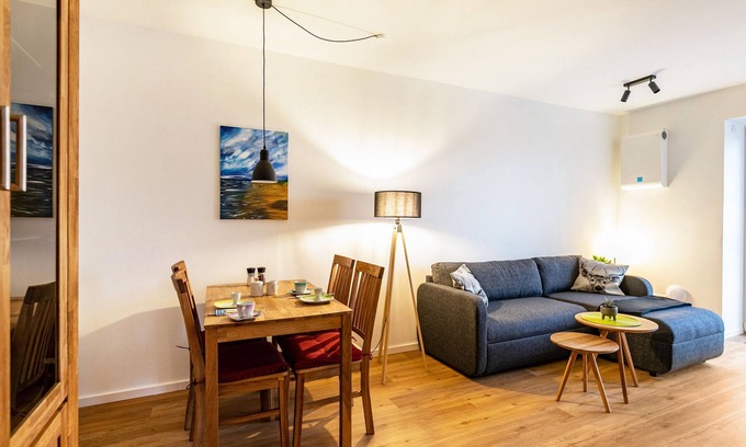 Husbyholz Apartment | Apartment 'Winderatt 2' with Private Terrace, Shared Garden and Wi-Fi