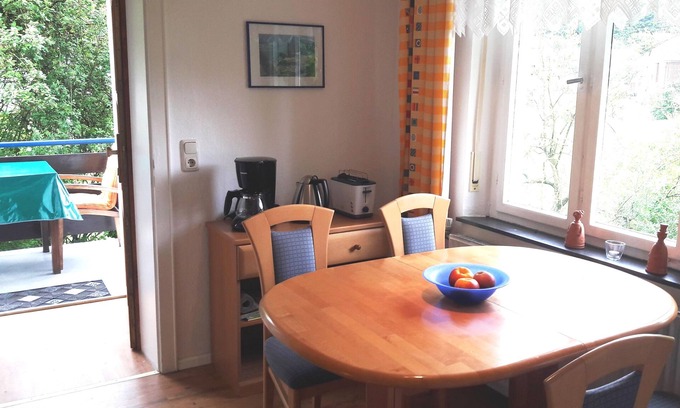 Schmittlotheim Apartment | Apartment with a large garden for relaxing and going crazy, 4km from Edersee