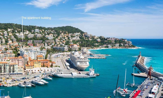 Lazaret Apartment | Apartment with a swimming pool and a beautiful view of the sea, city & mountain.