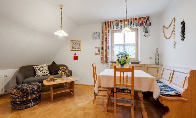 Schoensee Apartment | Apartment with all amenities, garden and sauna