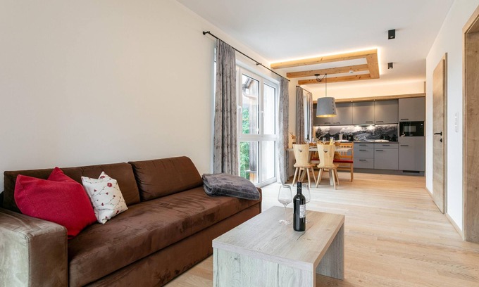Haus im Ennstal Apartment | Apartment with a private sauna and a balcony