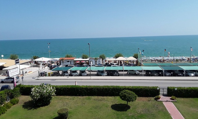 Marcelli House | Apartment with direct access to the sea in Marcelli