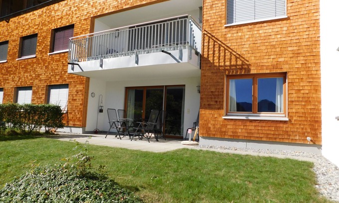 Buerserberg Apartment | Apartment with garden