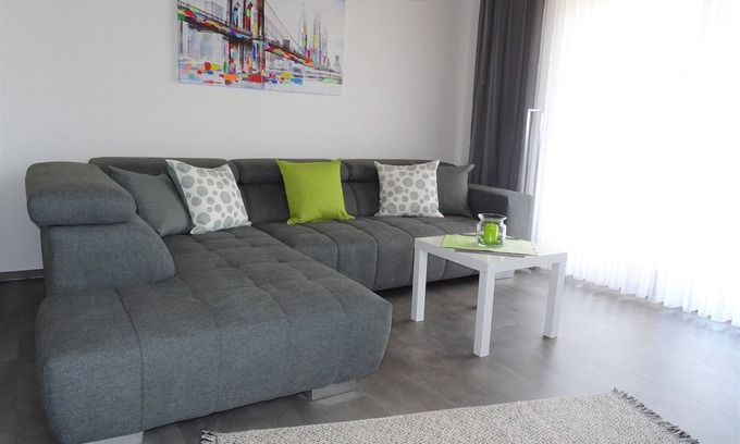 Rosstal Apartment | Apartment with garden near Playmobil FunPark and Nuremberg (S-Bahn)