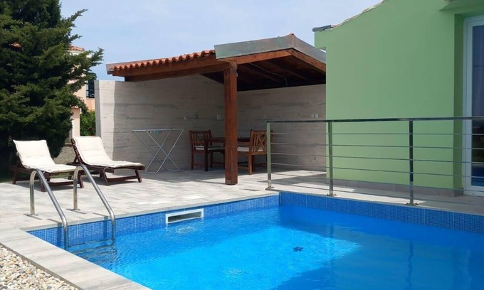 Ljubac Apartment | Apartment with Own swimming pool and a sea view