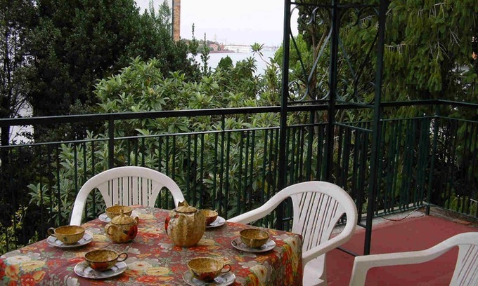 Santa Maria in Stelle Apartment | Apartment with panoramic terrace in villa with garden
