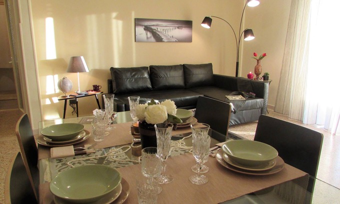 Viadanica Apartment | Apartment With Large Panoramic Terrace For A Full Relaxation Stay