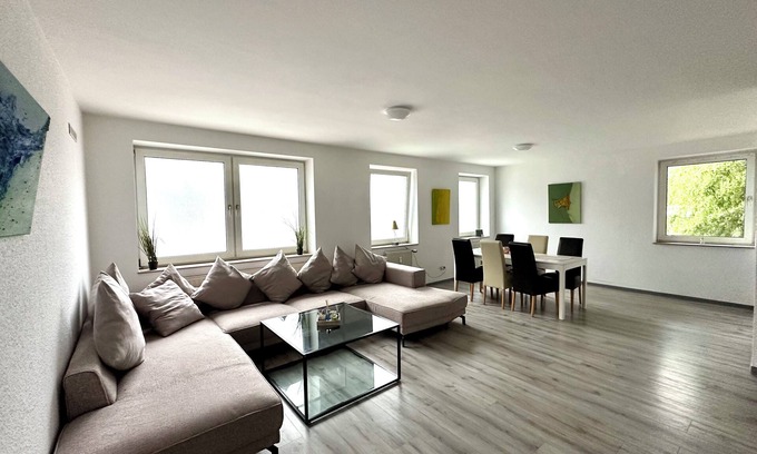 Alsdorf Apartment | Apartment with parking lot 15 min to Aachen