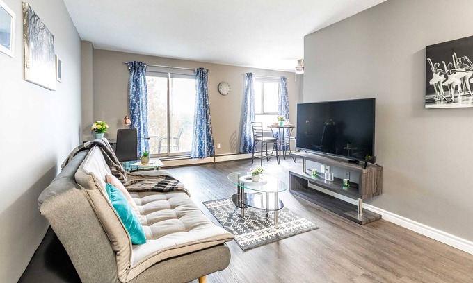 Rosedale Apartment | Apartment with Patio - Near DT Hamilton!