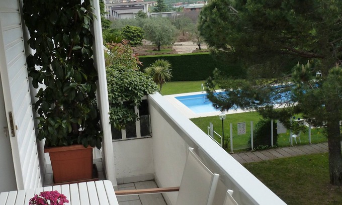 Riva del Garda Apartment | Apartment with pool 350m from the lake, 15 minutes v. Center Riva d/Garda