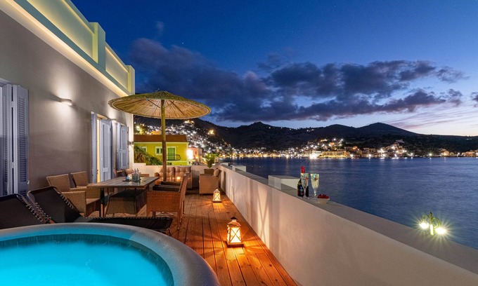 Symi Apartment | Apartment with sea view