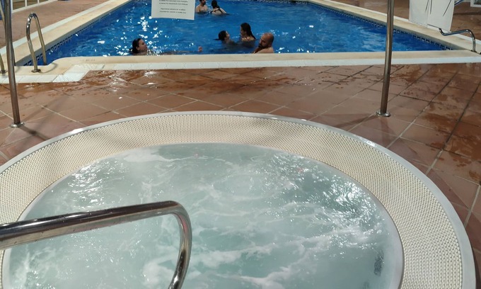 Vera Apartment | Apartment with spa, paddle tennis, wifi