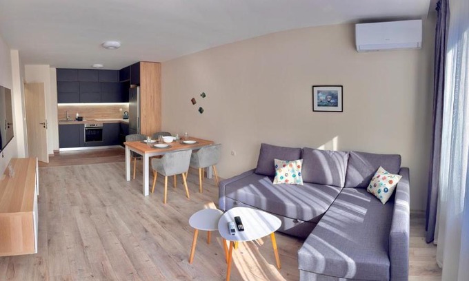 Pomorie Apartment | Apartment Xenia Pomorie