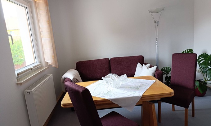 Bad Klosterlausnitz Apartment | Apartment 'Zirbelkiefer 8' with Wi-Fi