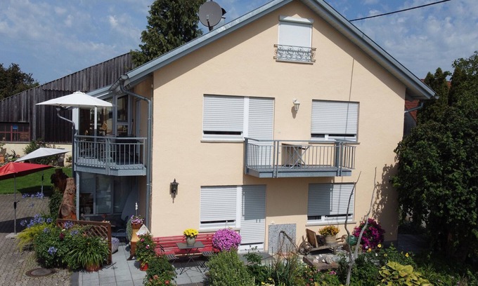 Wilhelmsdorf Apartment | Apartment 'Zum Torfstecher' with Private Terrace and Wi-Fi
