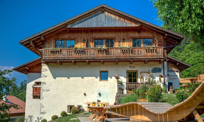 Renon Apartment | Apartment 'Zunerhof Morgensonne' with Mountain View, Balcony and Wi-Fi