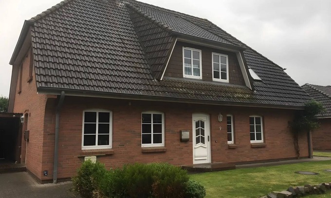 Achtrup Apartment | Apartment 'Zwischen Den Meeren' with Wi-Fi