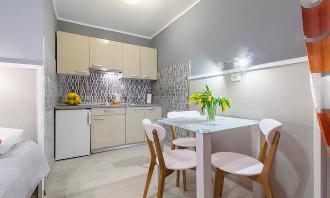 Bicine Apartment | Apartments and Rooms Villa Marija (99551-A3) - Skradin