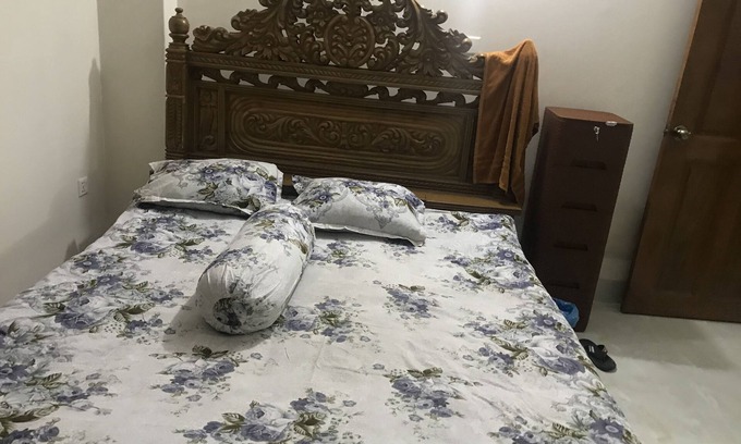Dhaka Apartment | Apartments at Aftabnagor Dhaka nFamily members & couples living roomn100% Safety