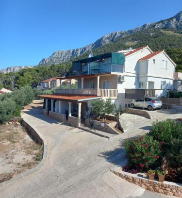 Sveta Nedjelja Apartment | Apartments Berti
