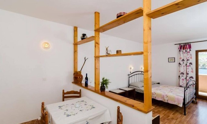 Trstenik Apartment | Apartments Bezek - Studio Apartment with Sea View 2 A