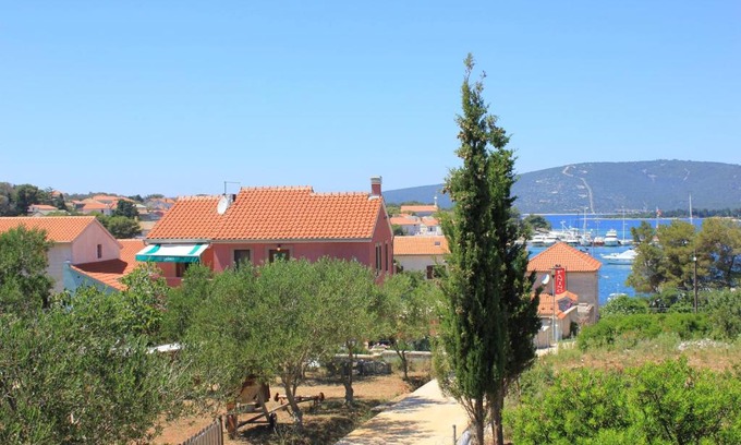 Ilovik Apartment | Apartments by the sea Ilovik, Losinj - 8069