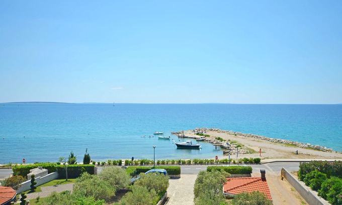 Novalja Apartment | Apartments Daniela Della (58081-A4) - Novalja - island Pag