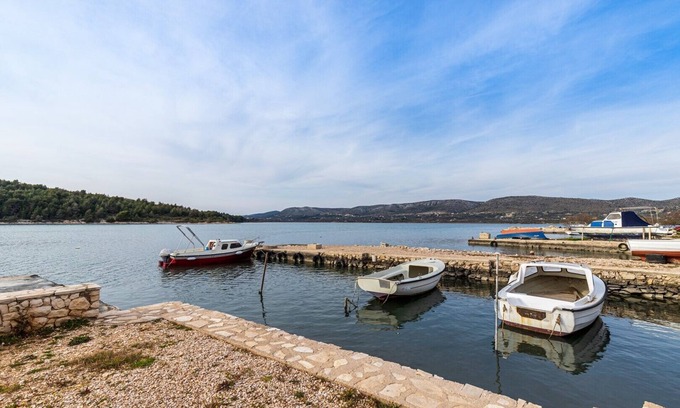 Jadrtovac Apartment | Apartments Edi / A4 One bedroom