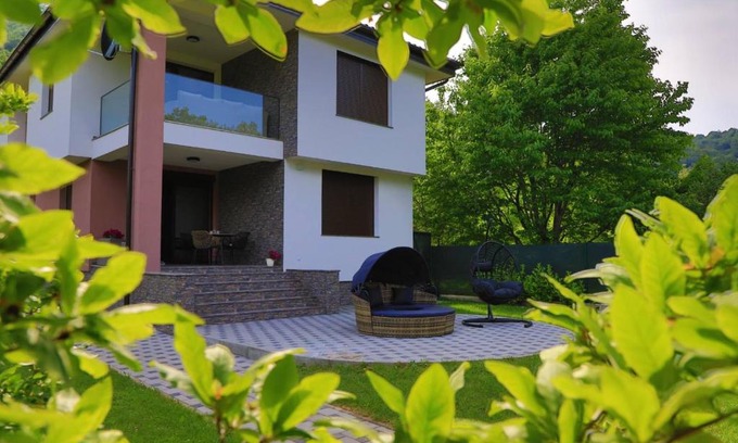 Lohovo Apartment | Apartments EDY