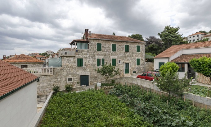 Postira Apartment | Apartments Jurica (34621-A1) - Postira - island Brac