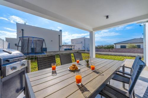 Sikici Apartment | Apartments Ivana