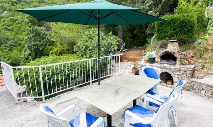 Sobra Apartment | Apartments Laura Mljet - One Bedroom Apartment with Balcony and Sea View